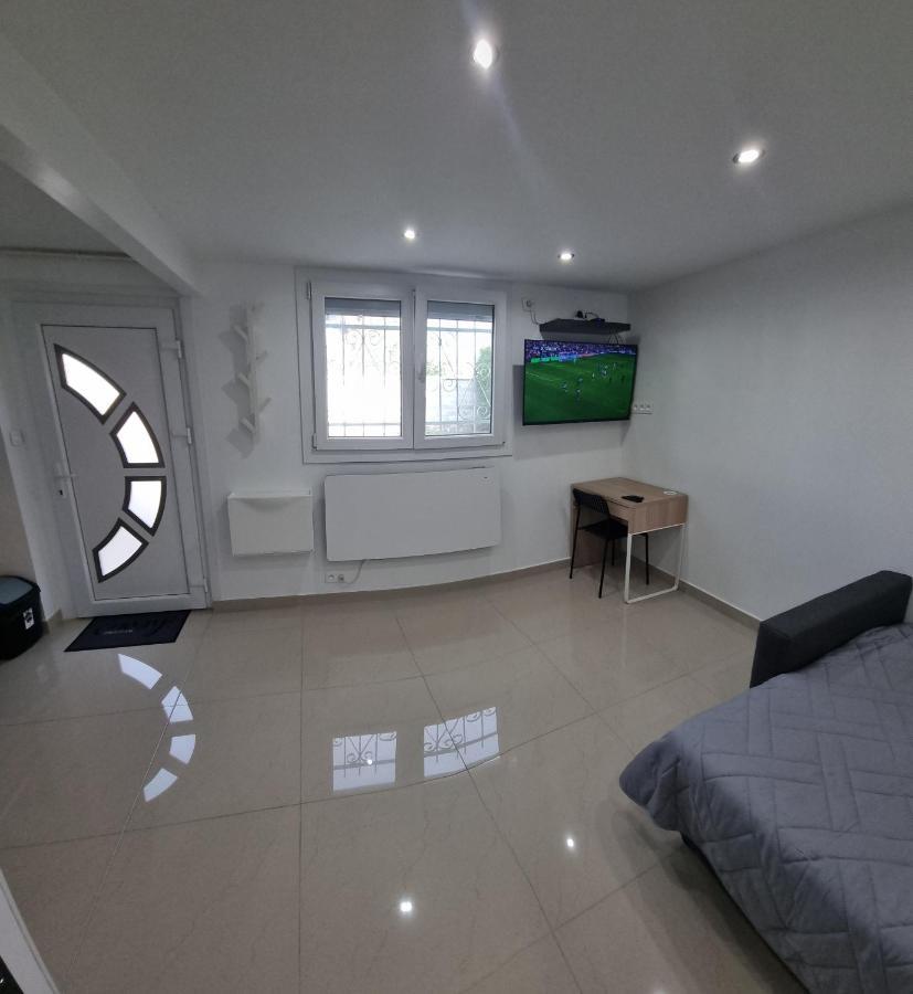 Studio Arena - Groupama Stadium Lyon Meyzieu Ngoại thất bức ảnh